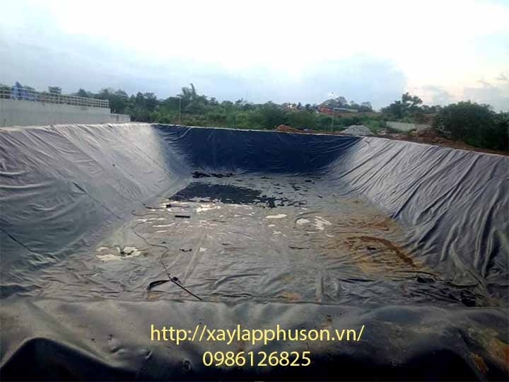 Thi công màng HDPE hồ chứa nước thải trang trại chăn nuôi tại Quỳ Hợp, nhgeej An